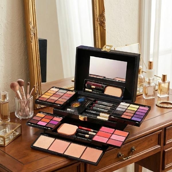 L'CHEAR Handbag Delicate Makeup Kit